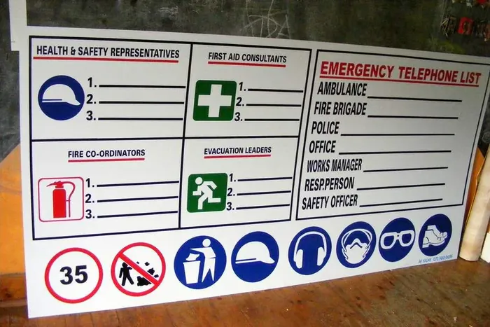 Chromodek signage